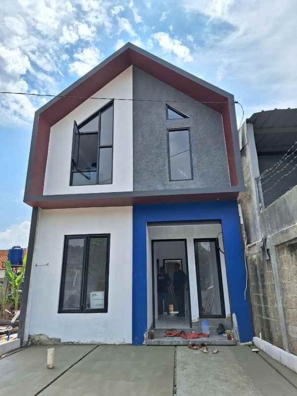 dijual rumah sip648