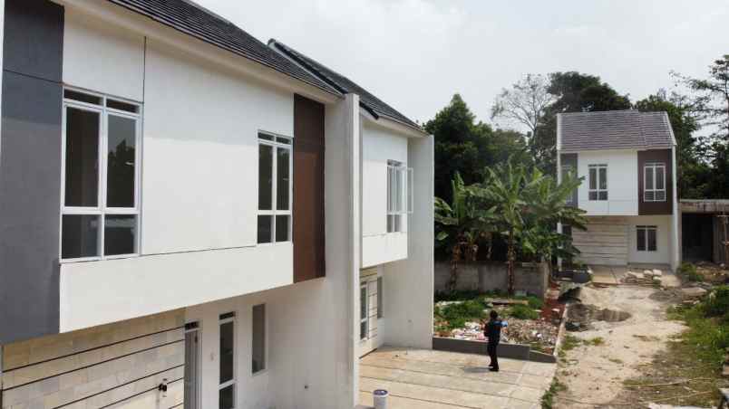 dijual rumah sirojul munir