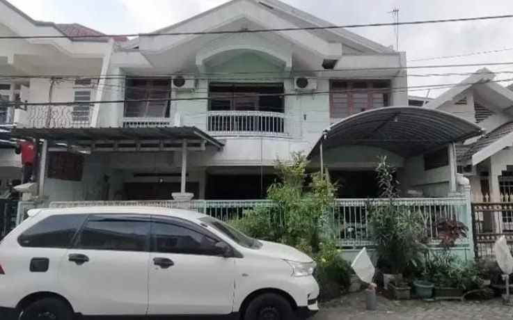 dijual rumah siwalankerto permai