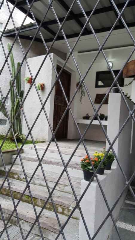 dijual rumah strategis asri indah di kota bandung