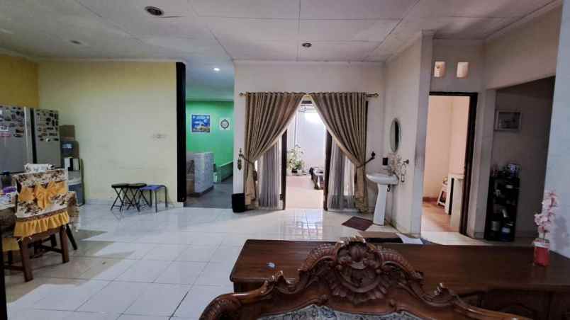 dijual rumah strategis dalam cluster grand wisata