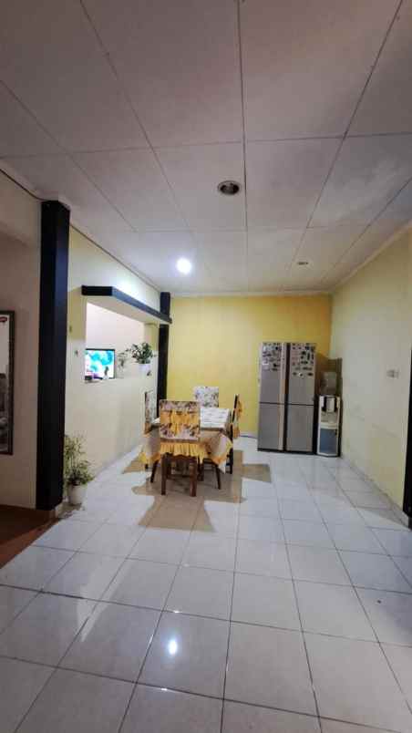 dijual rumah strategis dalam cluster grand wisata