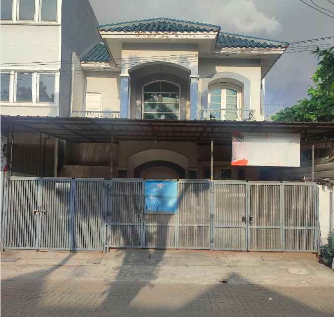 dijual rumah strategis di sektor 7 gading serpong