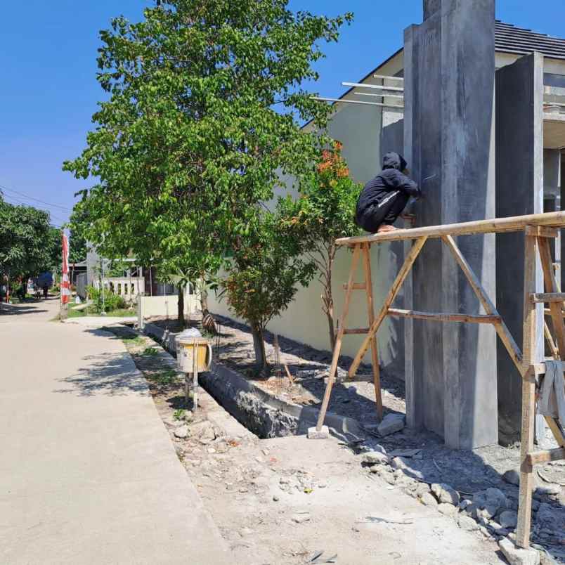 dijual rumah sumberjaya