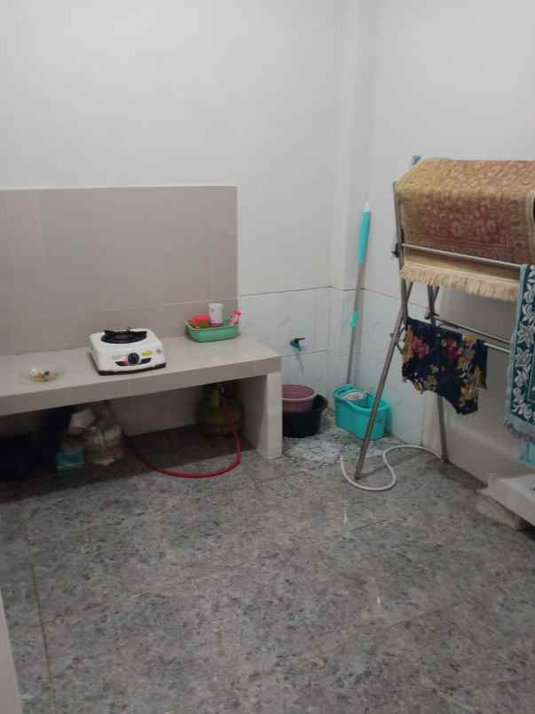 dijual rumah sumbersekar