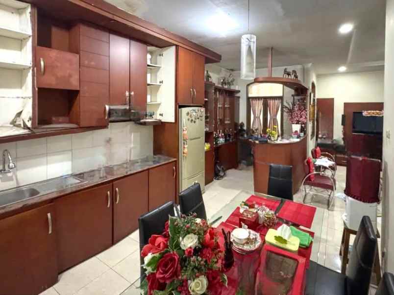 dijual rumah sunter mediterania jakarta