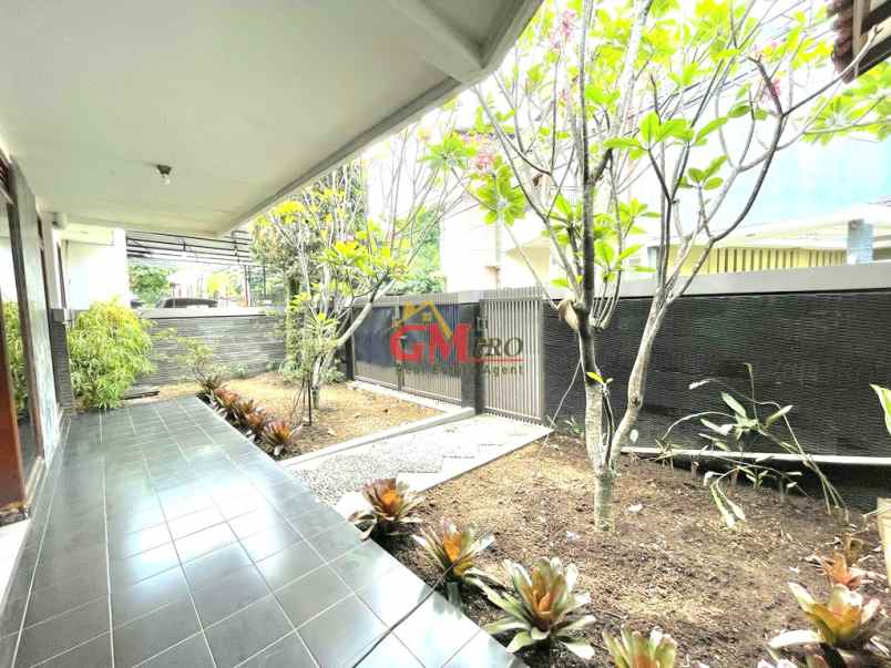 dijual rumah suryalaya