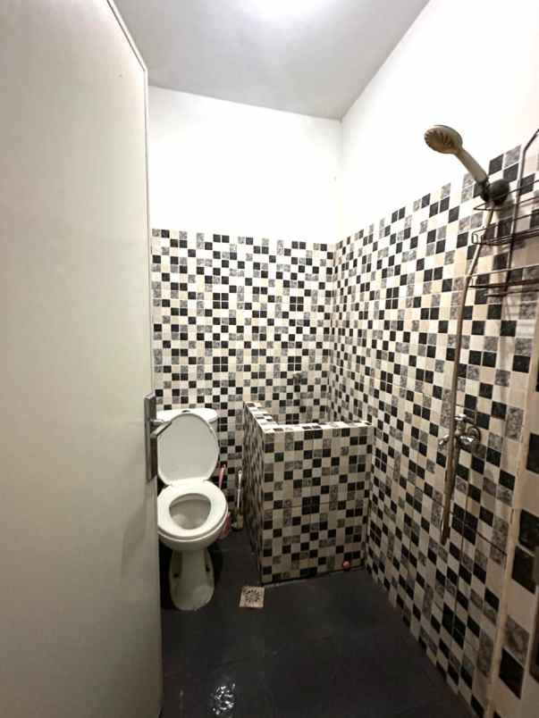 dijual rumah taman modern cakung