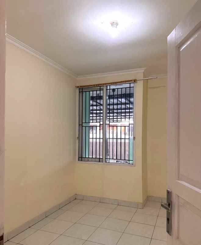 dijual rumah taman modern cakung