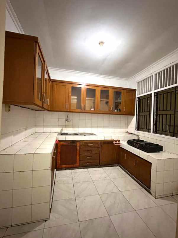 dijual rumah taman modern cakung