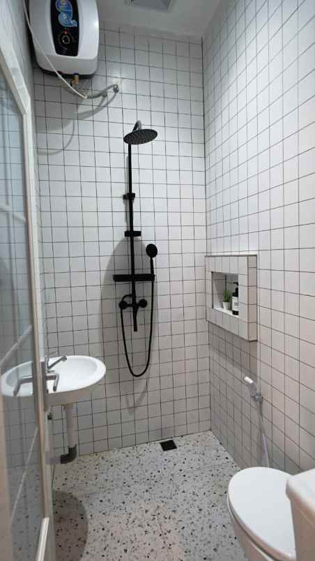 dijual rumah taman persada rancabolang