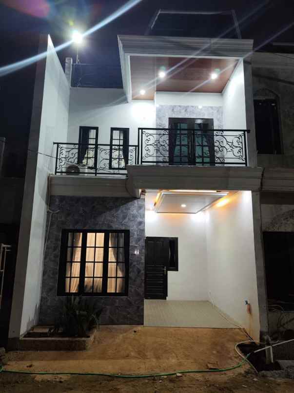 dijual rumah tapos depok