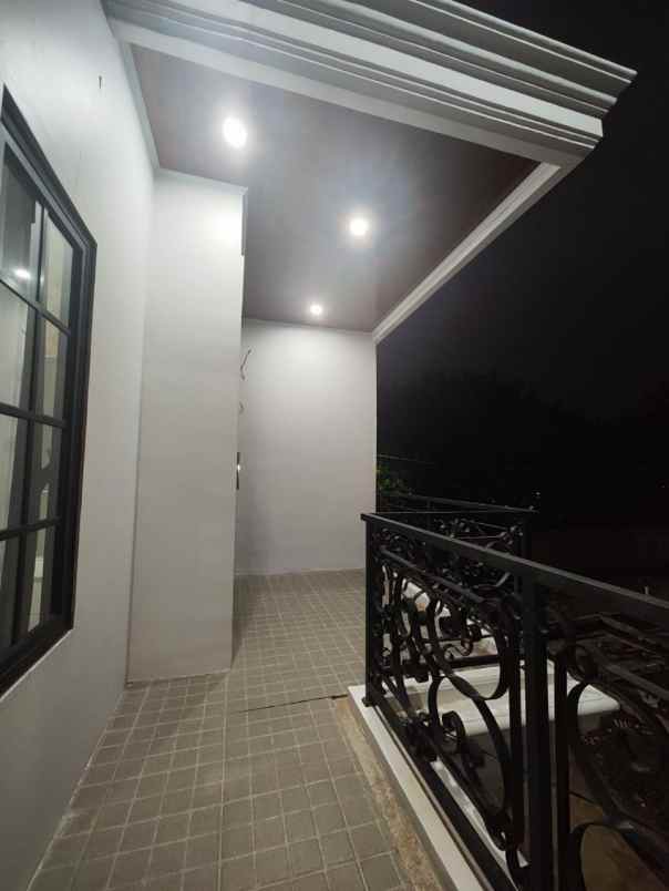 dijual rumah tapos depok