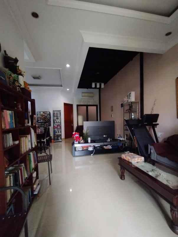 dijual rumah tebet