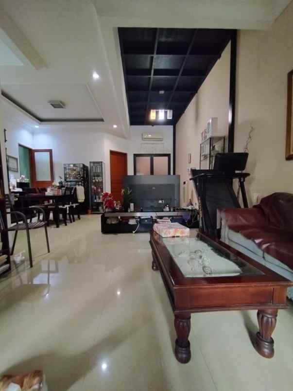 dijual rumah tebet