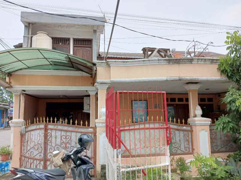 dijual rumah teluk pucung