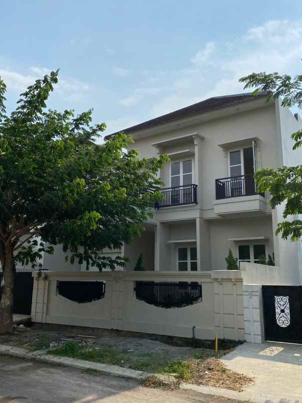 dijual rumah tembalang