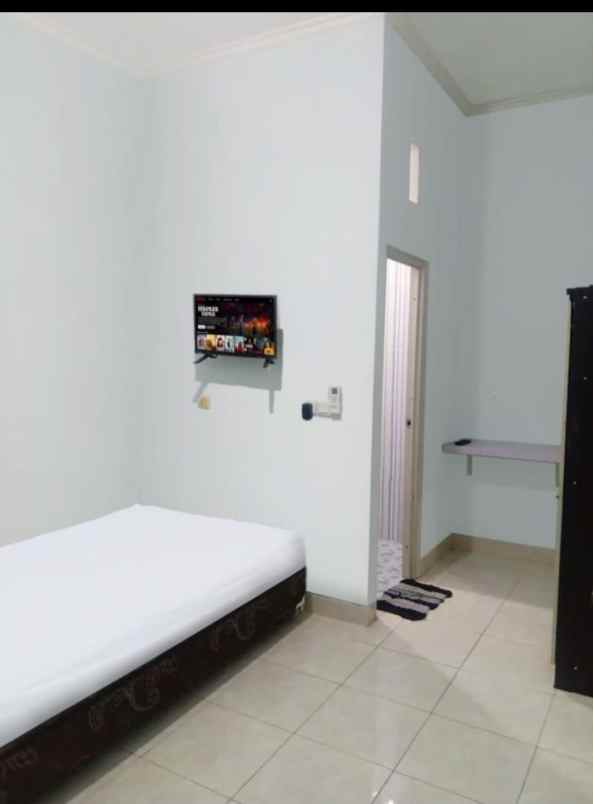 dijual rumah tenggilis