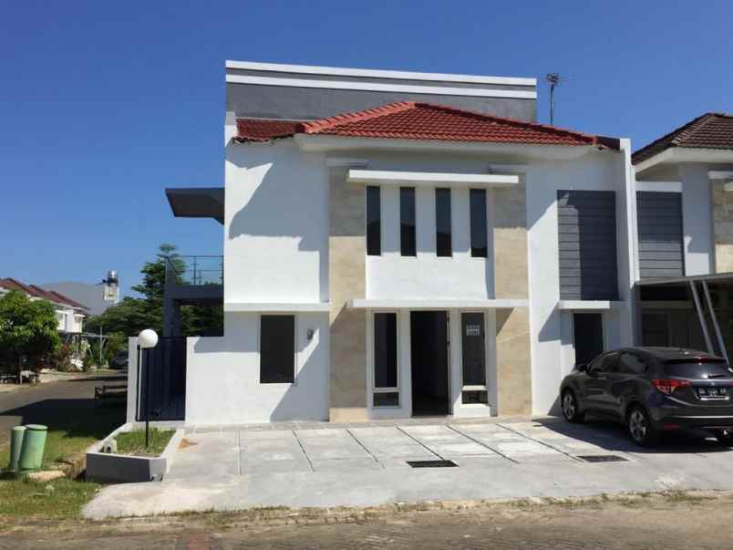 dijual rumah the clove tanjung bunga