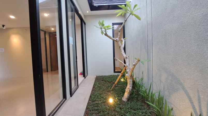 dijual rumah tirtomartani