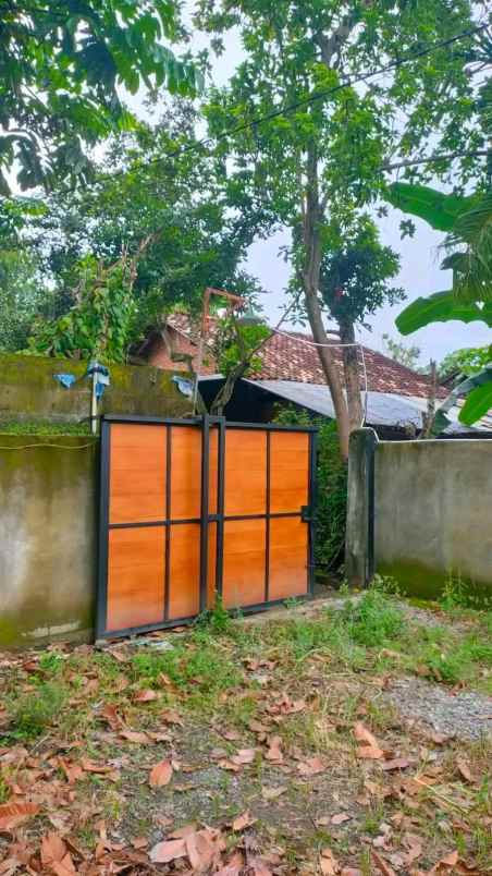 dijual rumah trirenggo