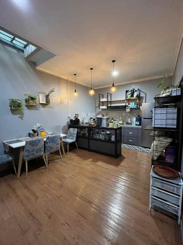 dijual rumah ubud village sariwangi bandung