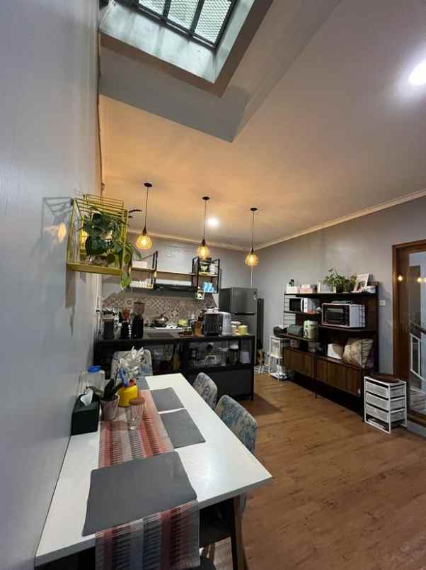 dijual rumah ubud village sariwangi bandung