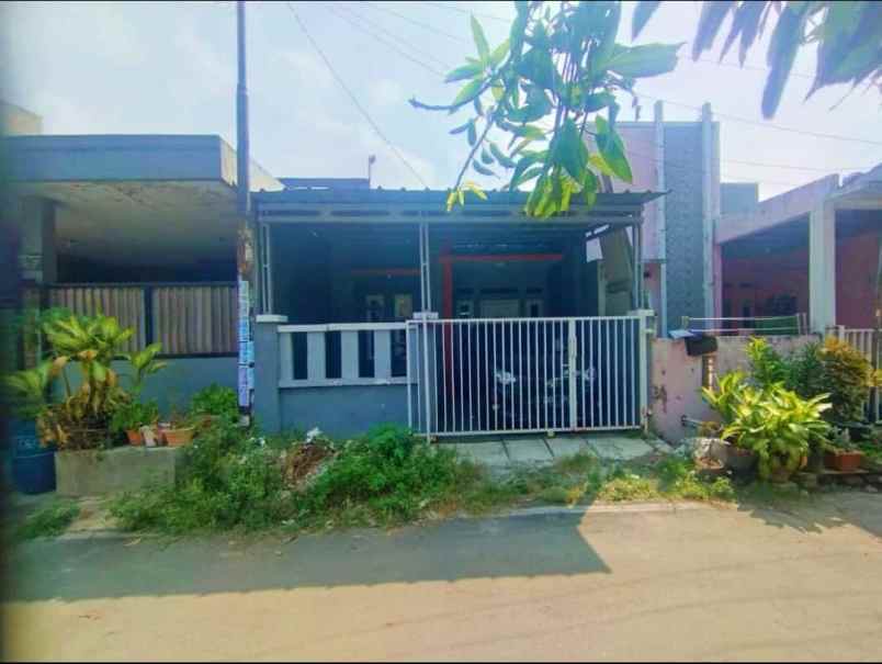 dijual rumah villa gading harapan 1