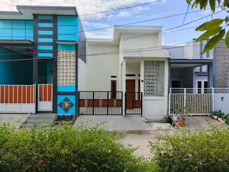 dijual rumah villa gading harapan bekasi