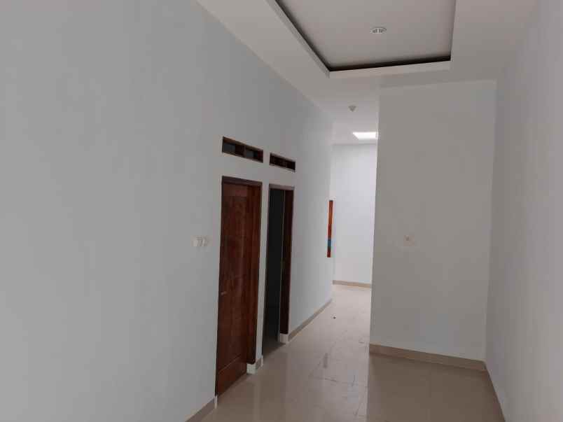 dijual rumah villa gading harapan bekasi