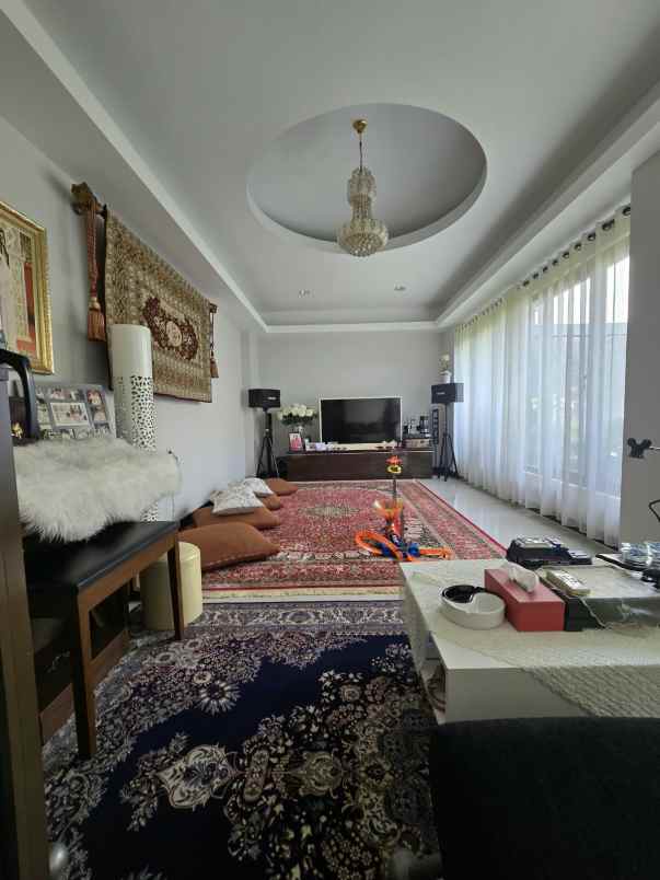 dijual rumah virginia lagoon