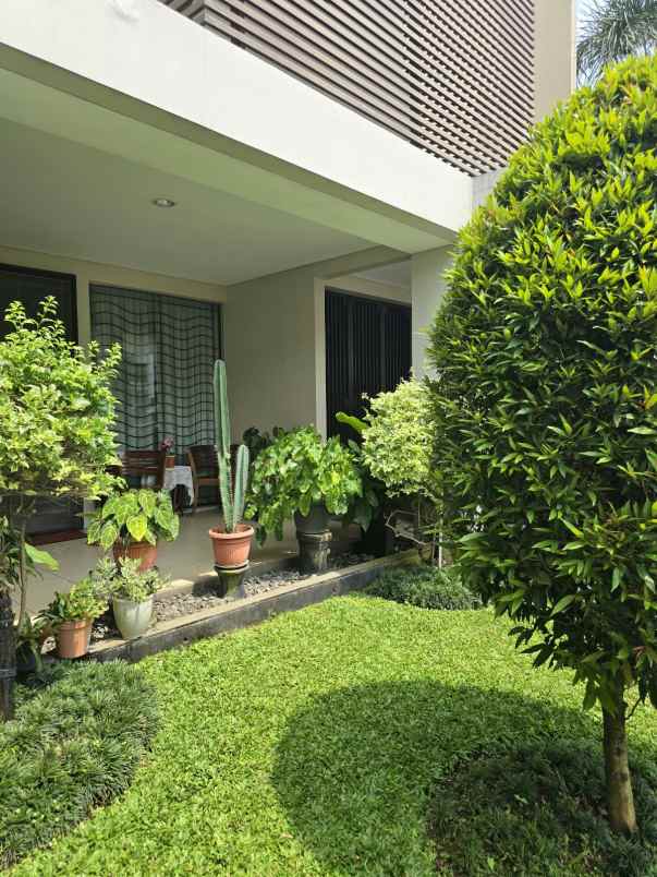 dijual rumah virginia lagoon
