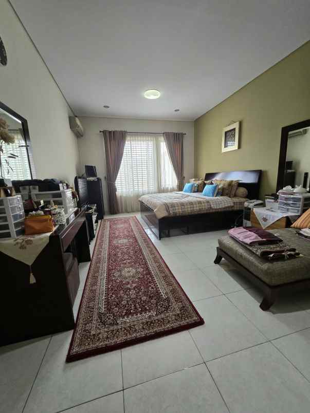 dijual rumah virginia lagoon