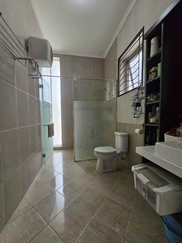 dijual rumah virginia lagoon