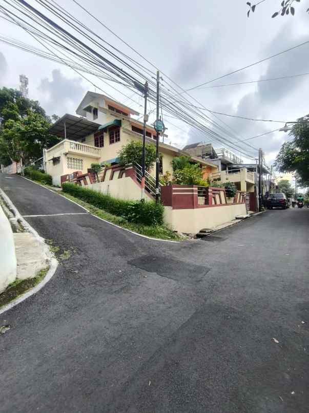 dijual tanah belakang pasar jatingaleh