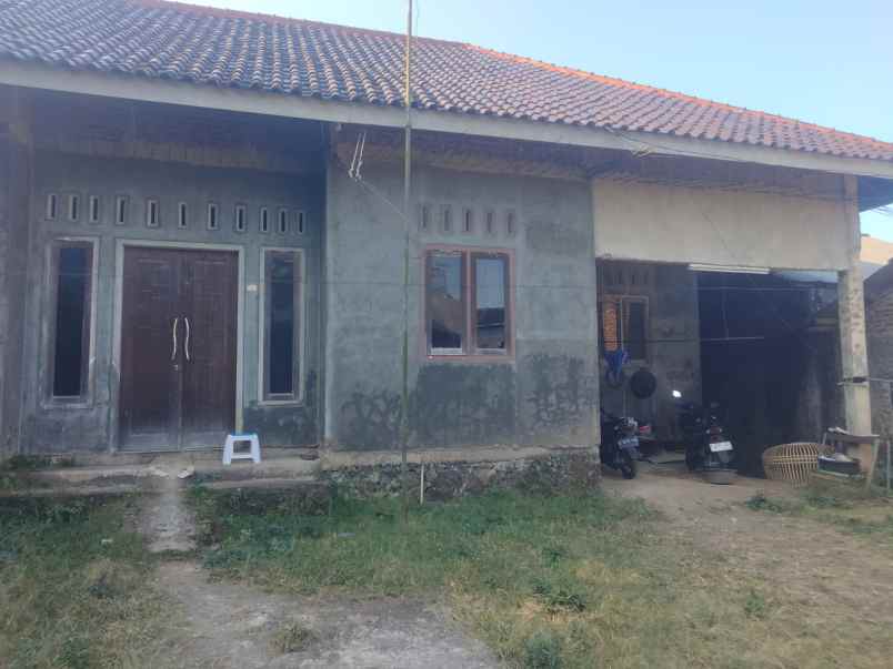 dijual tanah cilimus kuningan