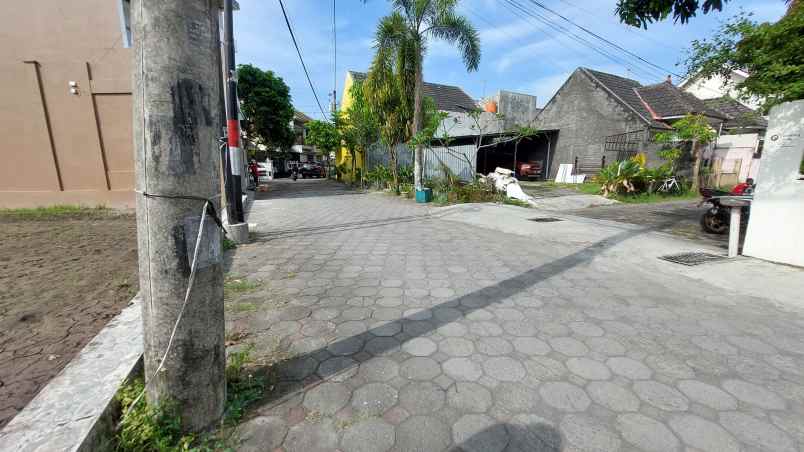 dijual tanah jalan condongcatur