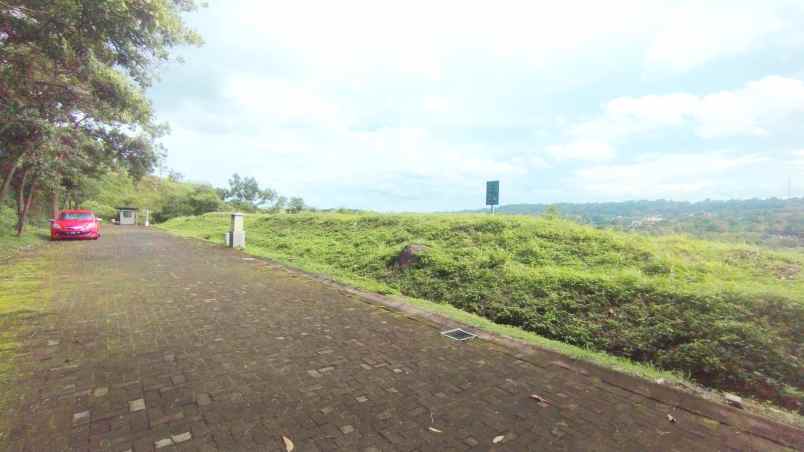 dijual tanah jl bukit hijau