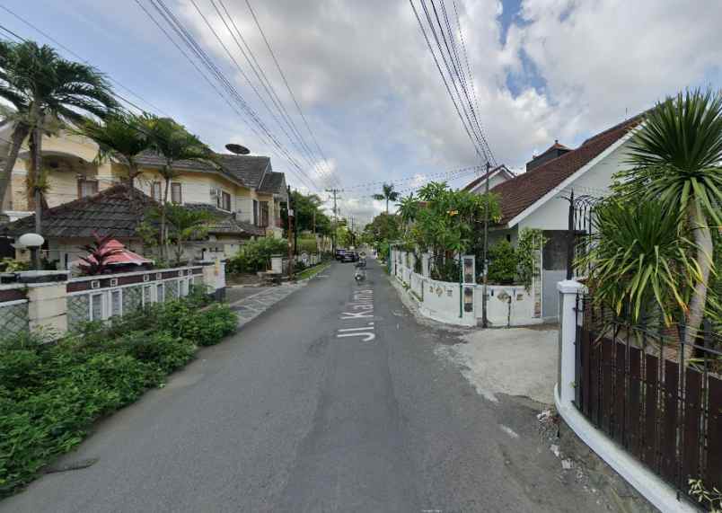 dijual tanah jl kalimantan jakal