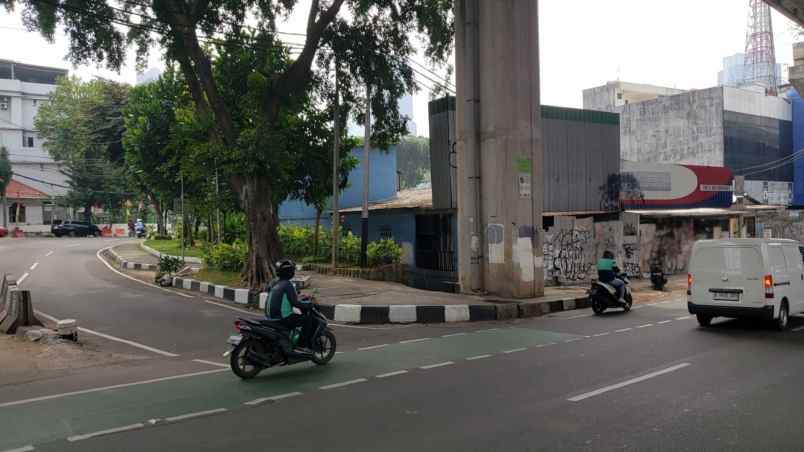 dijual tanah jl wolter monginsidi