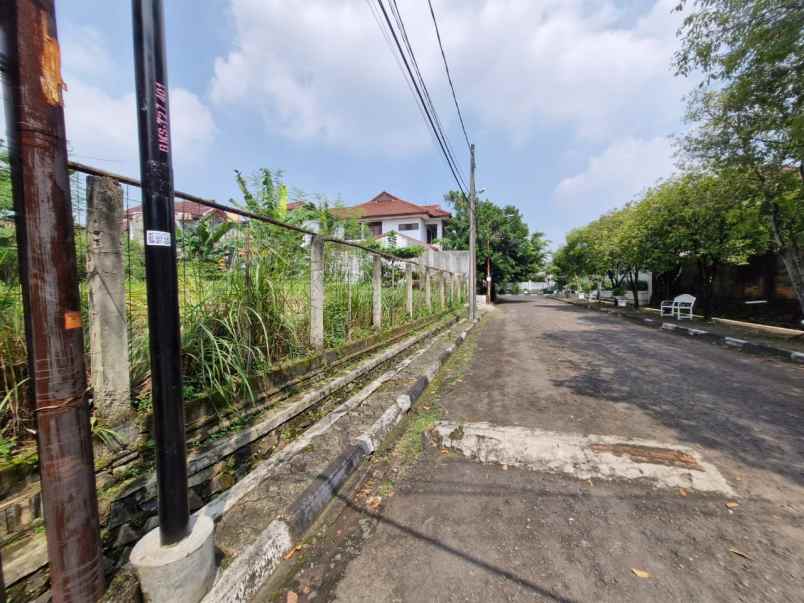 dijual tanah komplek bulog jatimelati