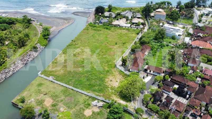 dijual tanah pantai cucukan