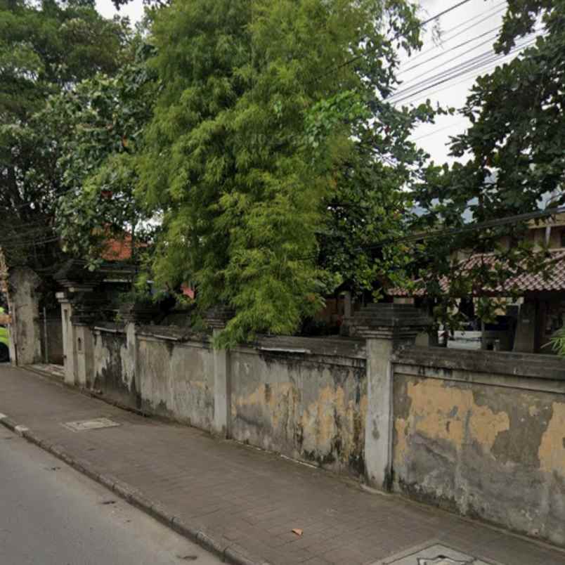 dijual tanah teuku umar barat