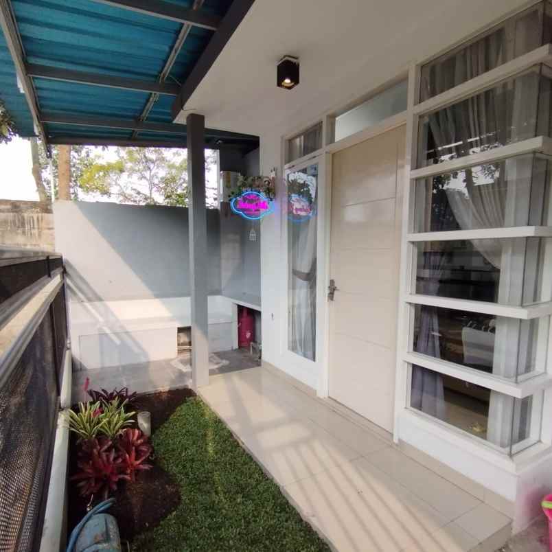dijual villa di kota batu malang