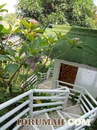 dijual villa pasauran