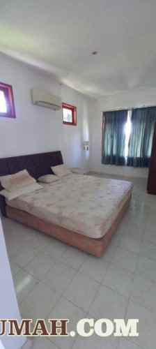 dijual villa pasauran