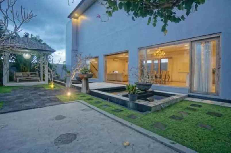 dijual villa ungasan badung bali