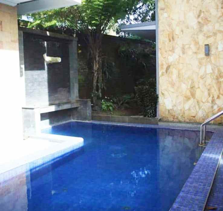 dijual villa villa kusuma hill a6 jl