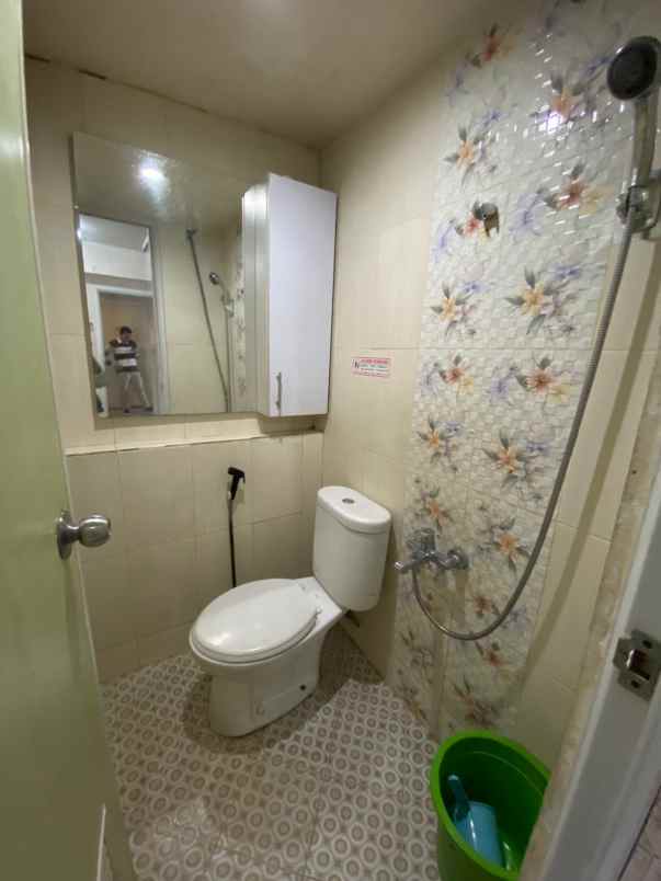 disewakan apartement green pramuka 2br ff diatas mall