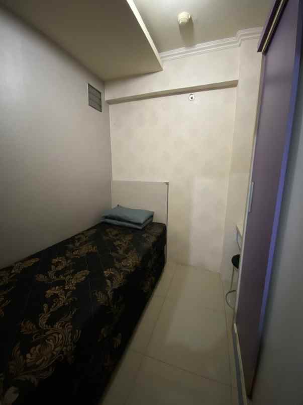 disewakan apartement green pramuka 2br ff diatas mall
